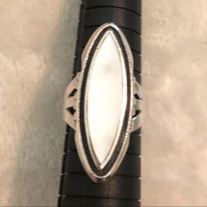 Vintage Statement Oval Opaque 925 Silver 7.5 ring